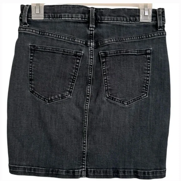 Banana Republic Dark Denim Skirt - Picture 6 of 6